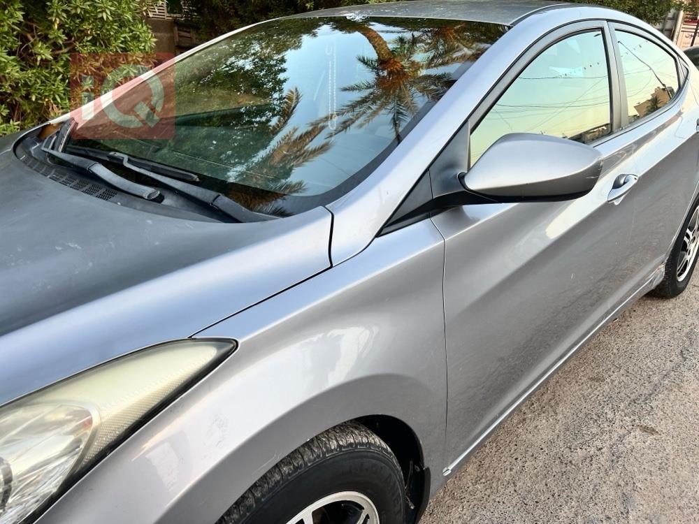 هیوندای ئەلەنترا